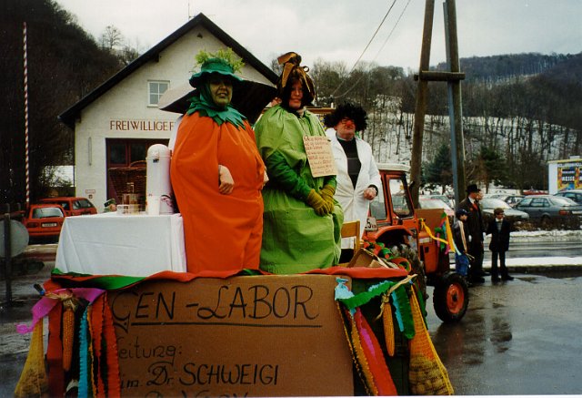 Faschingsumzug_2000_141.jpg