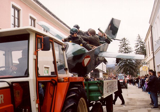 Faschingsumzug_2002_080.jpg