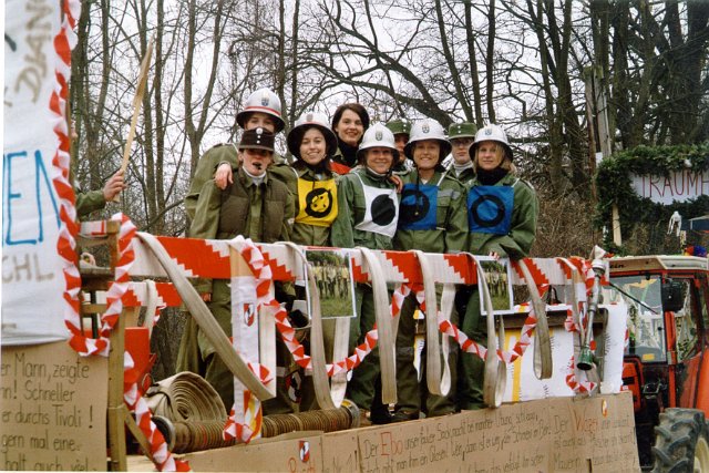 Faschingsumzug_2004_013.jpg